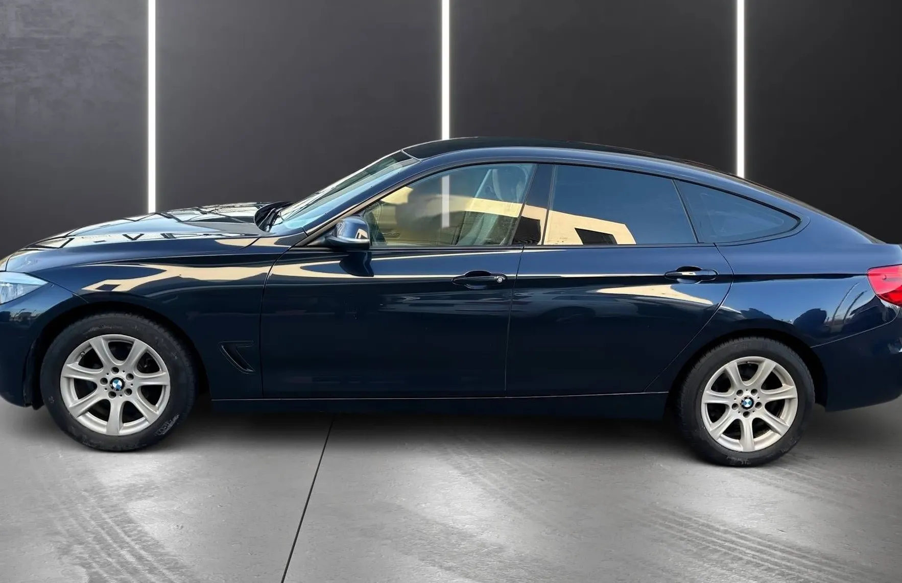Zunanja slika - BMW Serija 3 - Gran Turismo: 318d NAVI TEMP MOŽNOST FINANCIRANJA BREZ P - 4