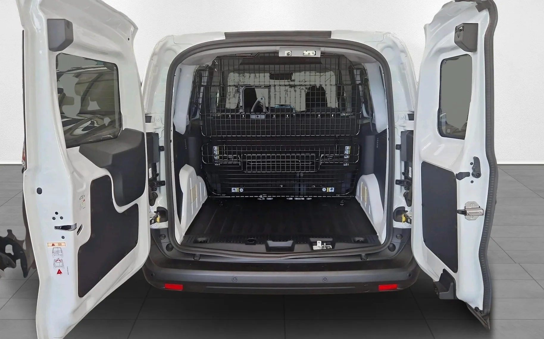 Zunanja slika - Ford Transit Courier - KOMBI VAN TREND 1.0EcoBoost 100KM-RADAR-BLIS-PREČ - 8
