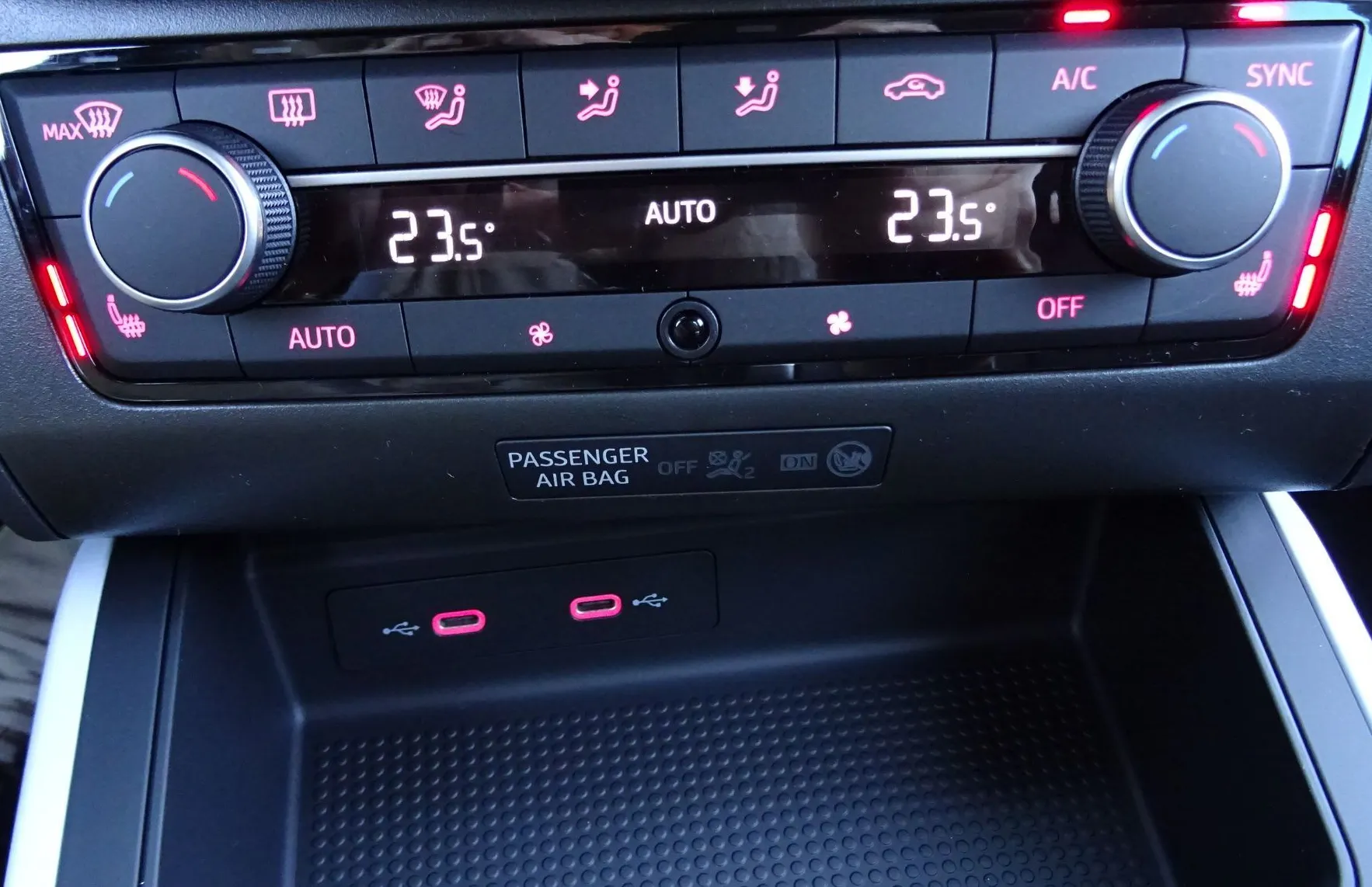 Zunanja slika - Seat Arona - 1.0 TSI DSG 116KM STYLE EDITION - GRETJE SEDEŽEV- - 17