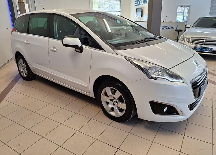 Zunanja slika - Peugeot 5008 - ACTIVE 1.6 HDI KREDIT BREZ POLOGA ODLIČNO OHRANJ - 3