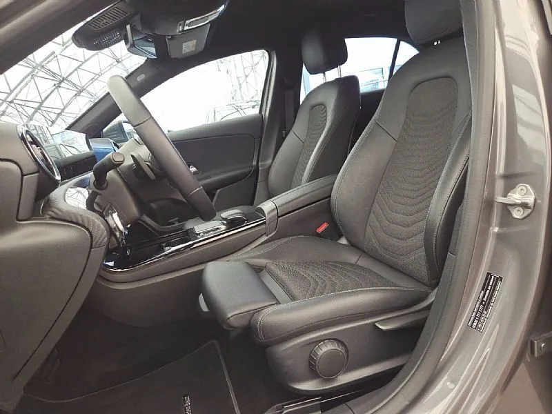 Zunanja slika - Mercedes-Benz A Class Long - A 180 Style Avt. LED KAMERA 360° NAVI 59.000KM - 9