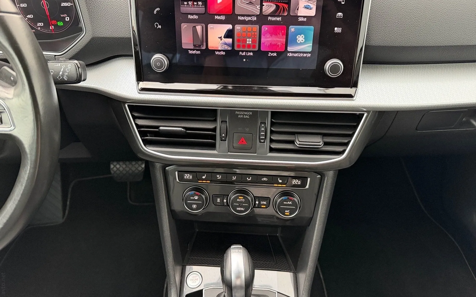 Notranja slika - Seat Tarraco - 2.0 TDI DSG 4Drive-Vlečna kljuka-Full LED-Webasto - 9