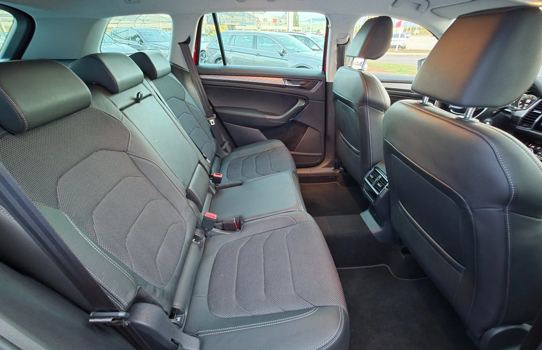 Zunanja slika - Škoda Kodiaq - 4x4 2.0 TDI Style DSG - 10