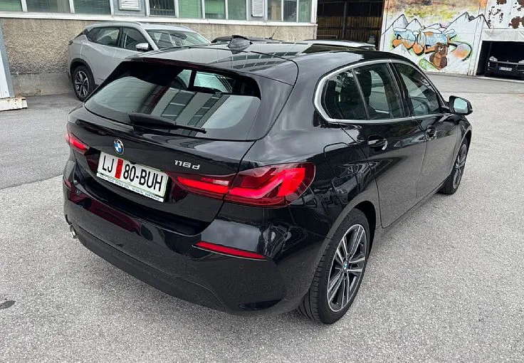 Zunanja slika - BMW Serija 1 - : 116d  BUSINESS DESIGN - LED- NAVI - PDC-VIRTUAL - 4