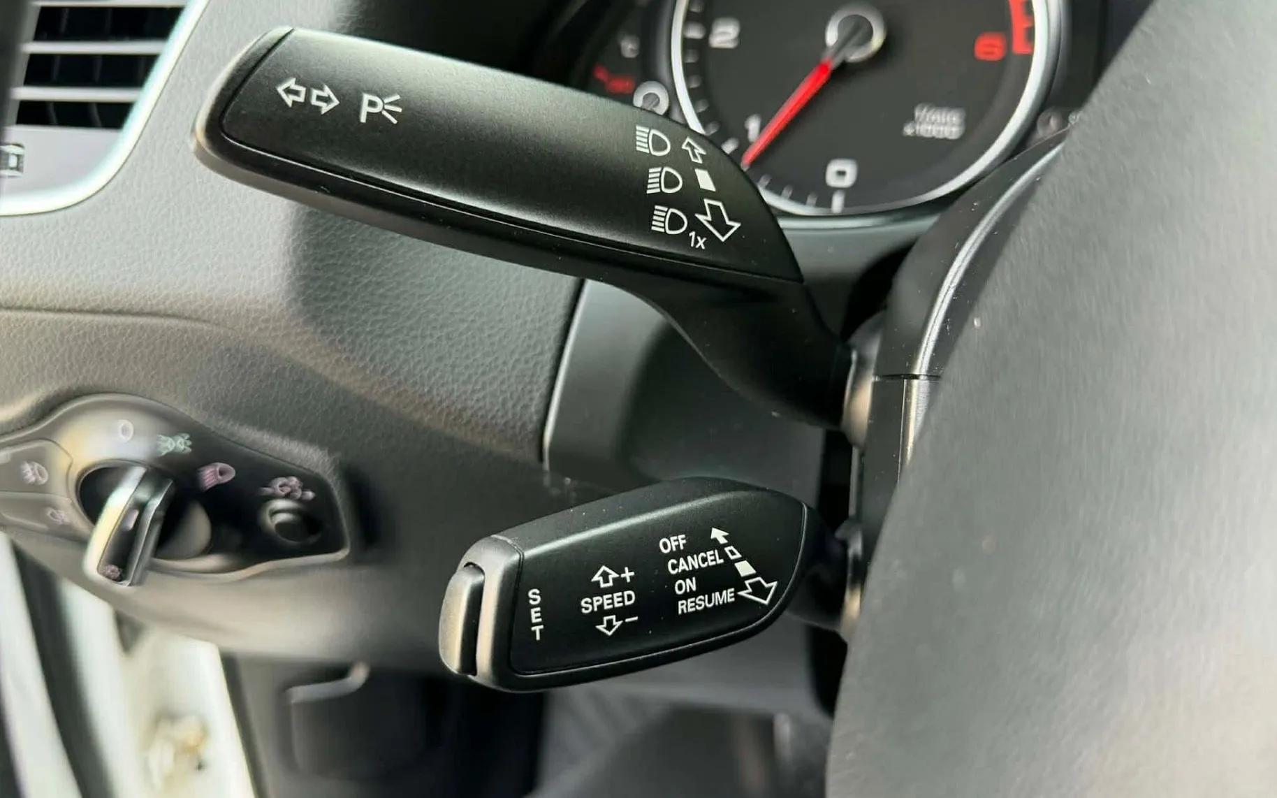 Zunanja slika - Audi Q5 - 2.0 TDI-XENON+LED-LIZING ZA TUJCE-ODLIČEN - 12