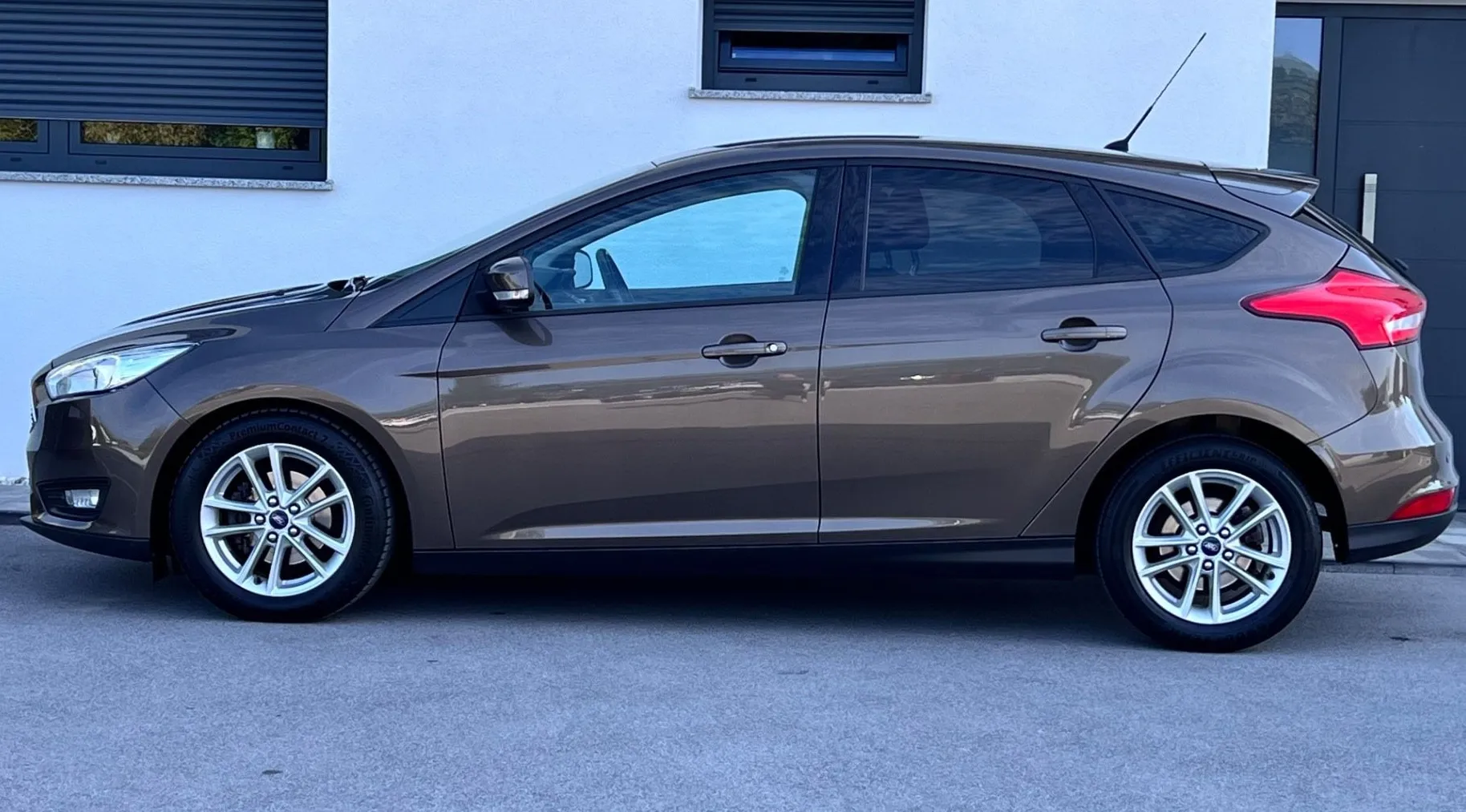 Zunanja slika - Ford Focus - 1.0 EcoBoost+1.LAST+SLO+PDC+ALU+ - 4