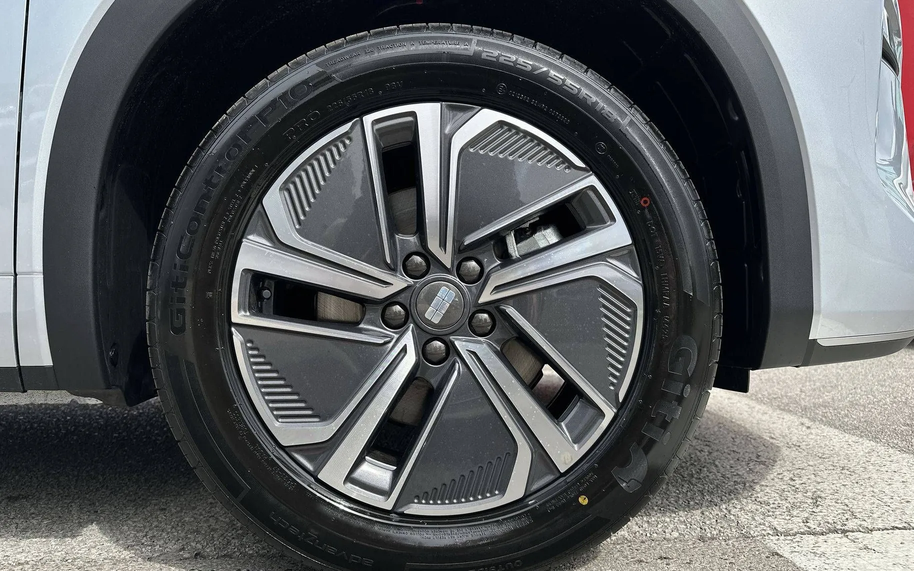 Zunanja slika - Geely StarRay EM-i - Plug-In Hybrid 1.5 Max Avt. - 8
