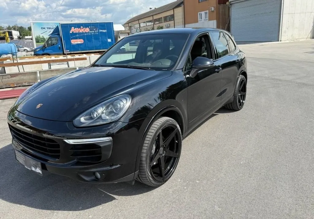 Zunanja slika - Porsche Cayenne - 3.0 TD Platinum Edition 22col ODLICEN-POLOG 2900 - 3