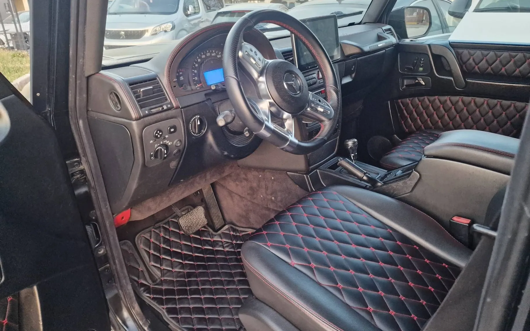 Notranja slika - Mercedes-Benz G-Razred - 400 CDI BRABUS MOZNA MENJAVA - 10