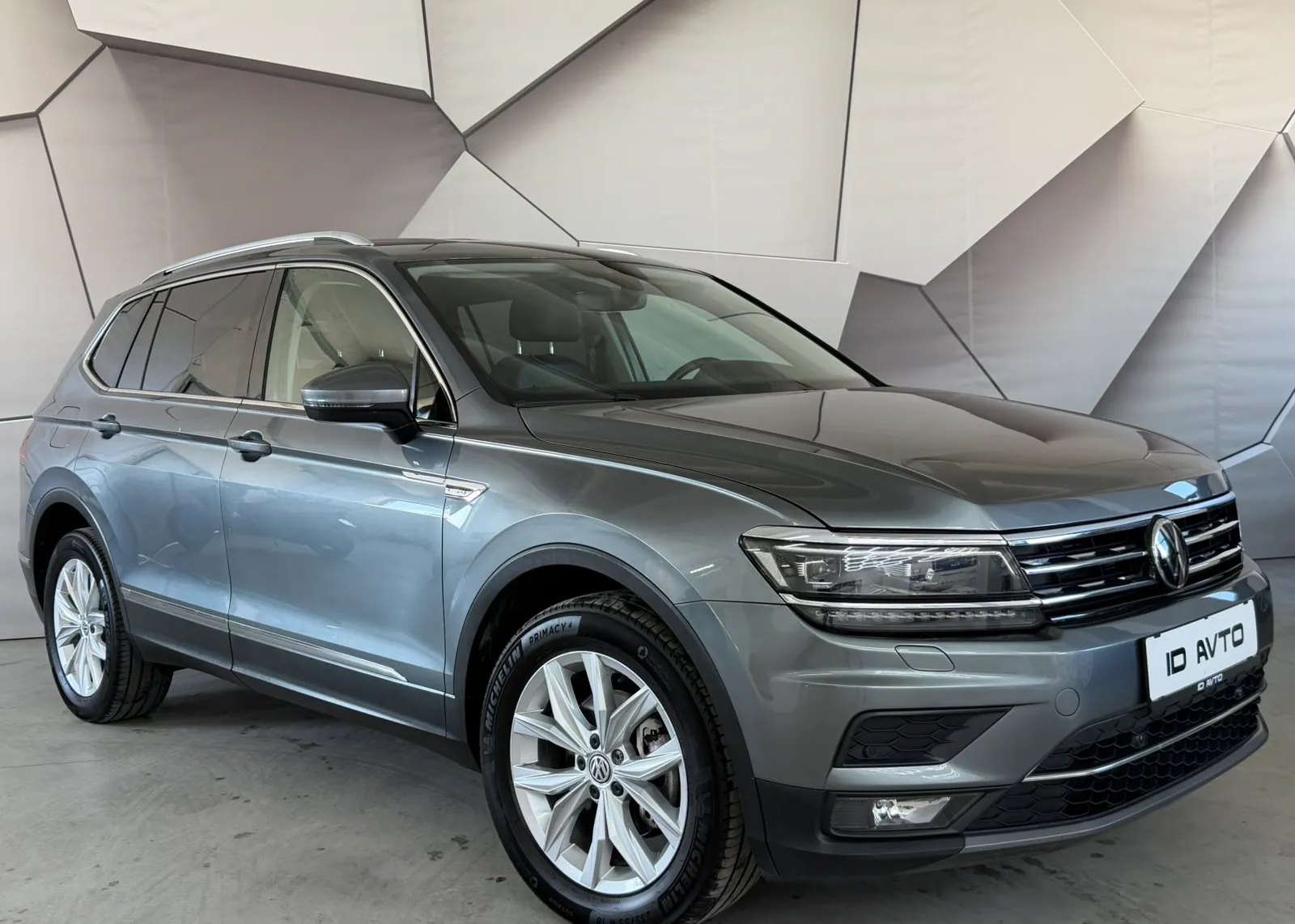 Zunanja slika - Volkswagen Tiguan - 2,0 TDI BMT Highline DSG 4MOTION - 1