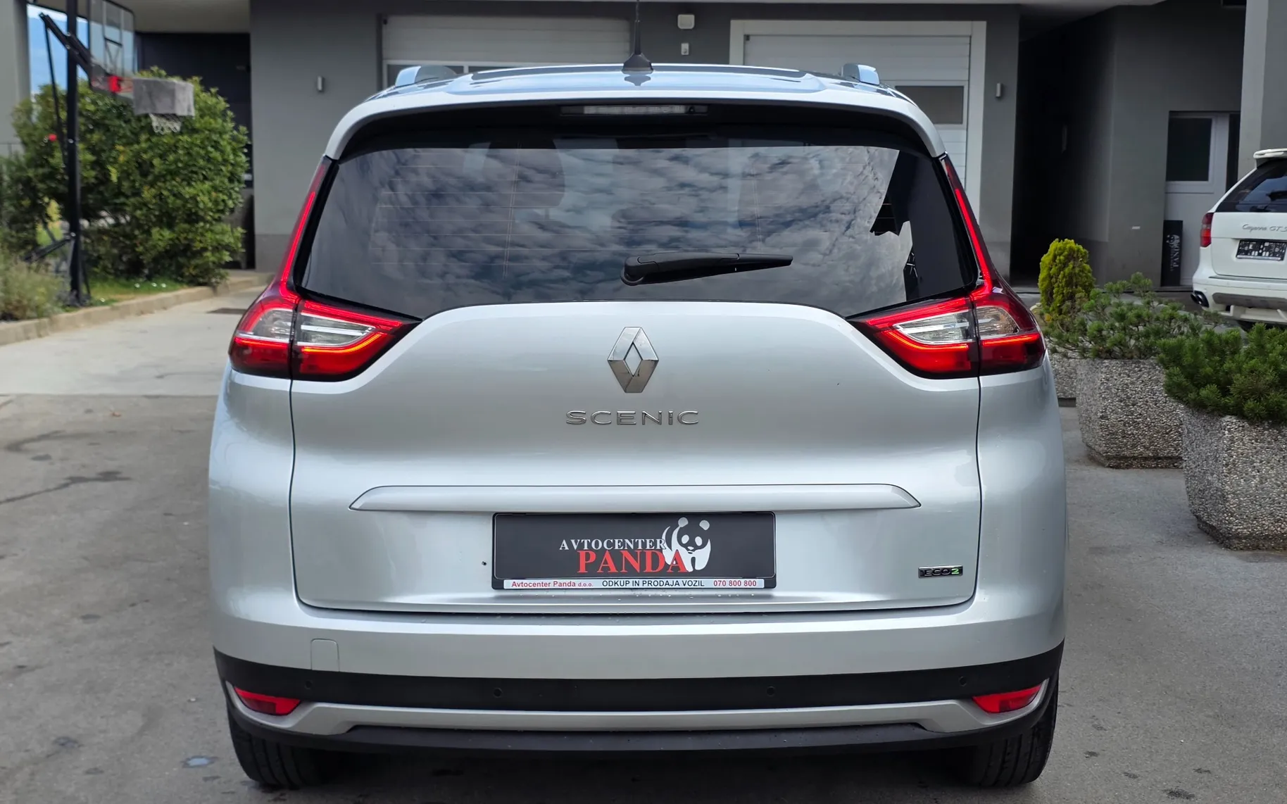 Zunanja slika - Renault Scénic - Grand  dCi 110 Energy Zen - 8