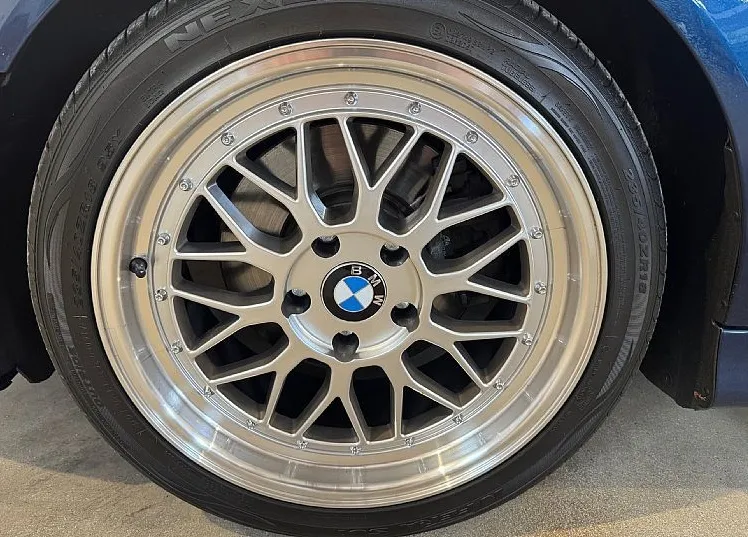 Zunanja slika - BMW Serija 5 - : 540 iA limuzina - MSPORT - V8 MOTOR - PRVA BARVA - 10