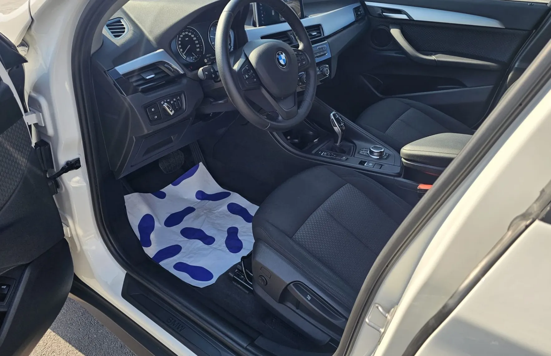 Zunanja slika - BMW X1 - serija : xDrive18d Advantage|navi|el prtljažnik|fulLED| - 6