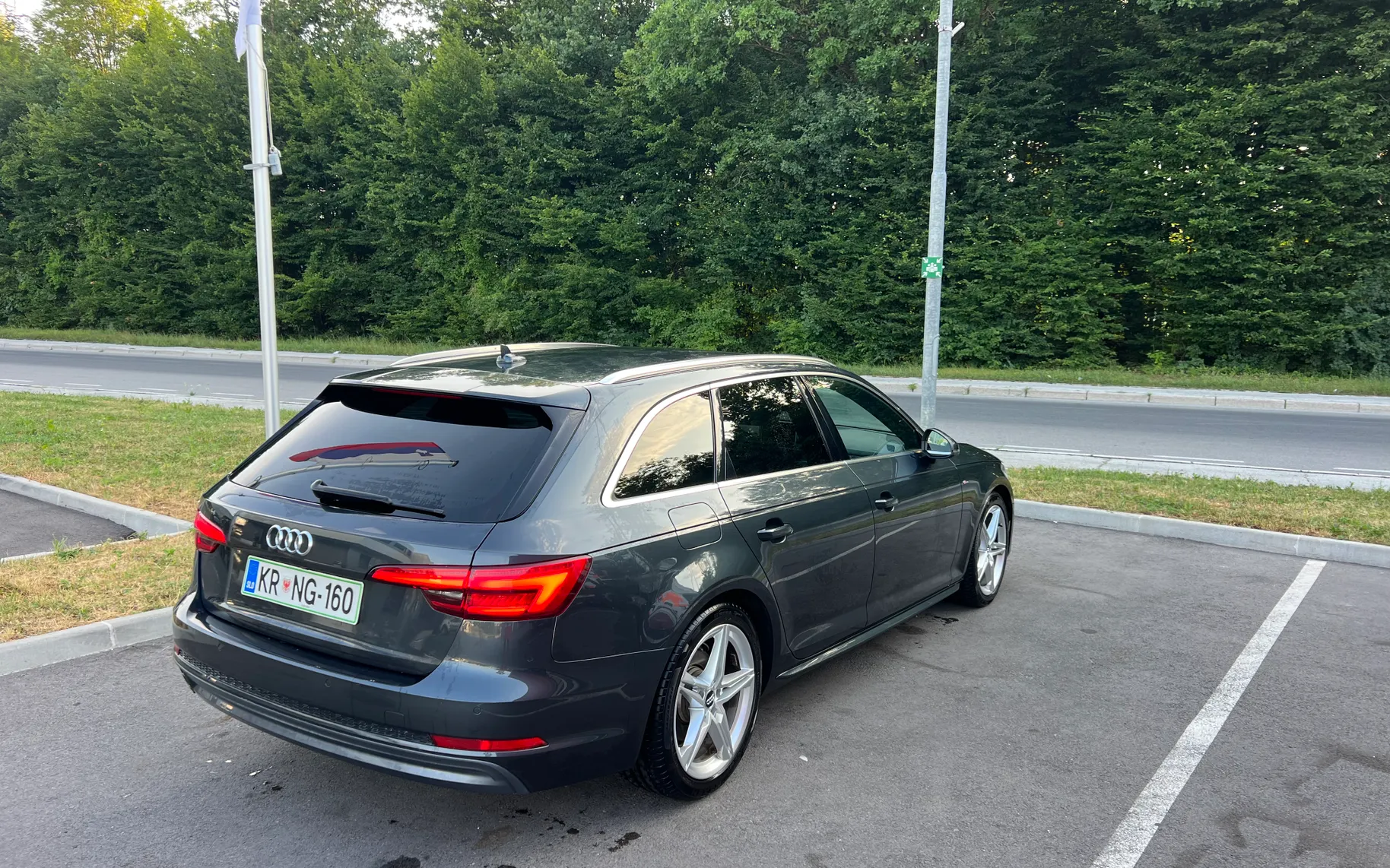 Zunanja slika - Audi A4 - Avant 2,0 TDI Sport S tronic - 1