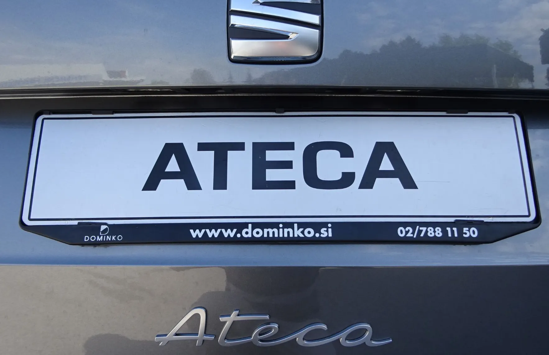 Zunanja slika - Seat Ateca - 1.0 TSI 85 KW HOLA -NA ZALOGI - - 20