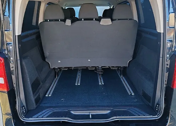Zunanja slika - Mercedes-Benz Vito - 2.0D 8+1-TEMP-2XPDC-NAVI-2X DRSNA VRATA-ANDROID.A - 14