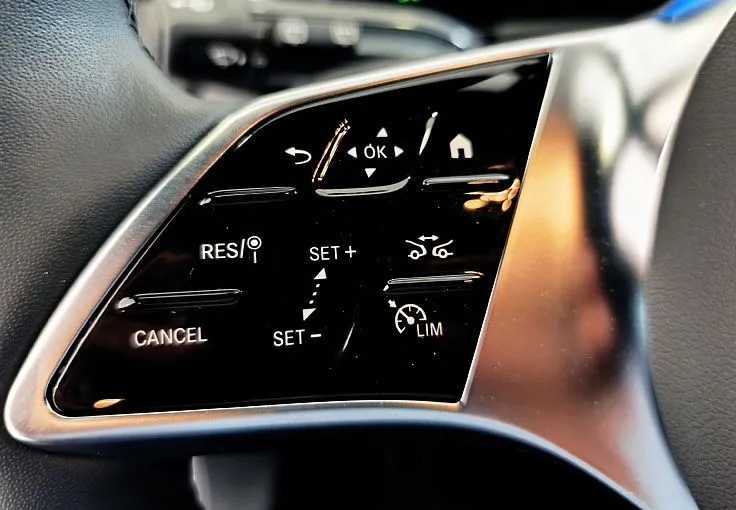 Zunanja slika - Mercedes-Benz B-Razred - 180 DCT URBAN PRO-KAMERA-DAB-17 COL-GRETJE-VIDEO - 8