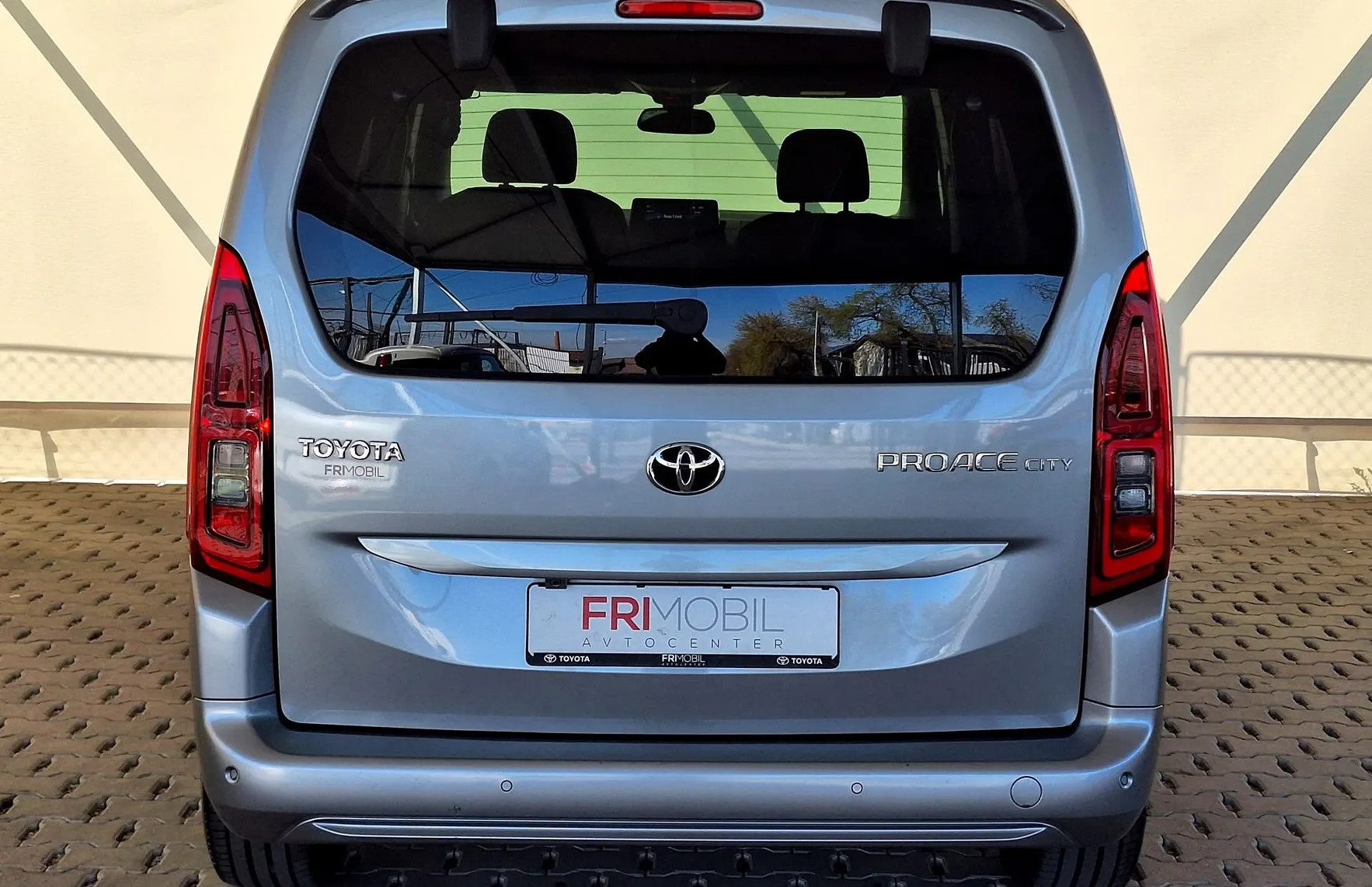 Zunanja slika - Toyota Proace - City Verso 1.5 D Family Pack - 4