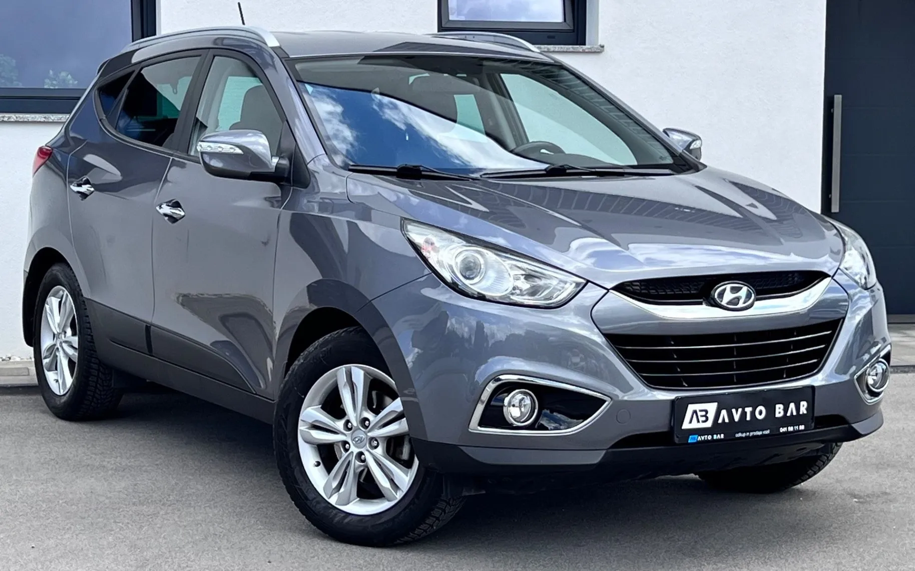 Zunanja slika - Hyundai ix35 - 4WD 2.0 CRDi+1.LAST+SLO+NAVI+R.KAMERA - 3