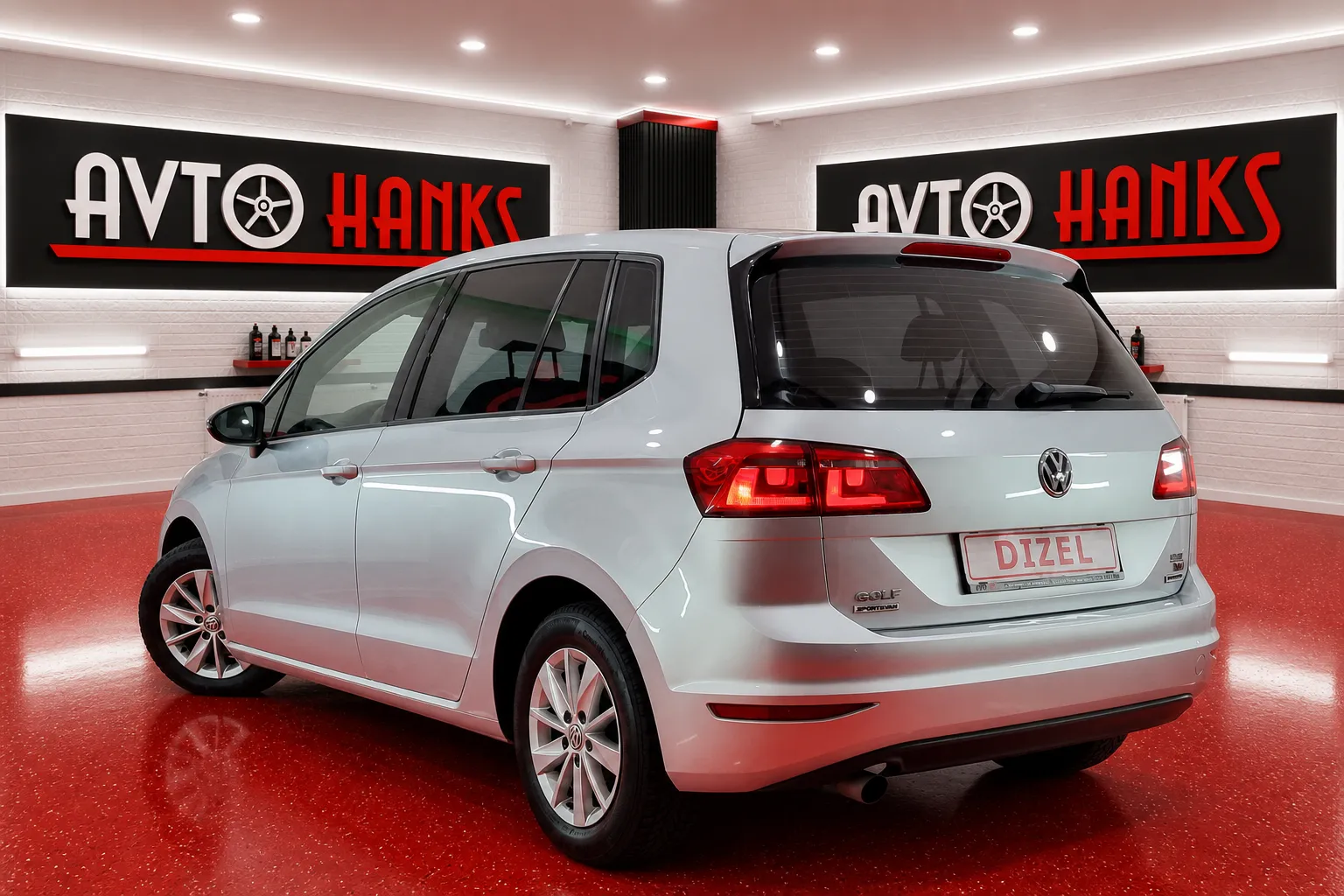 Notranja slika - Volkswagen Golf Sportsvan - 1.6 TDI BMT.BREZ POLOGA DO 7 LET.VELIKI SERVIS O.. - 12