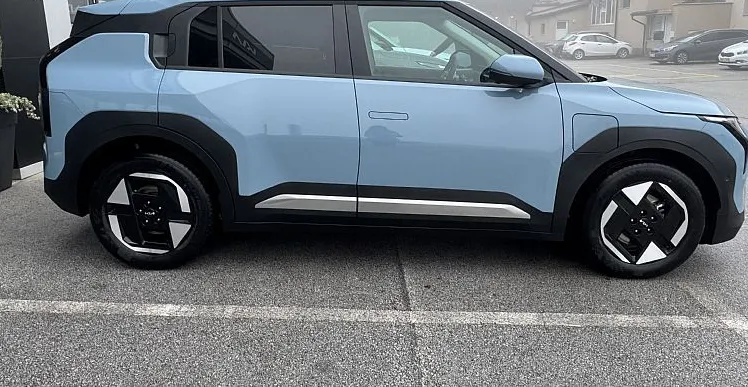 Zunanja slika - KIA EV3 - KIA  SKY  58.3 kWh  - 204 KM - 2