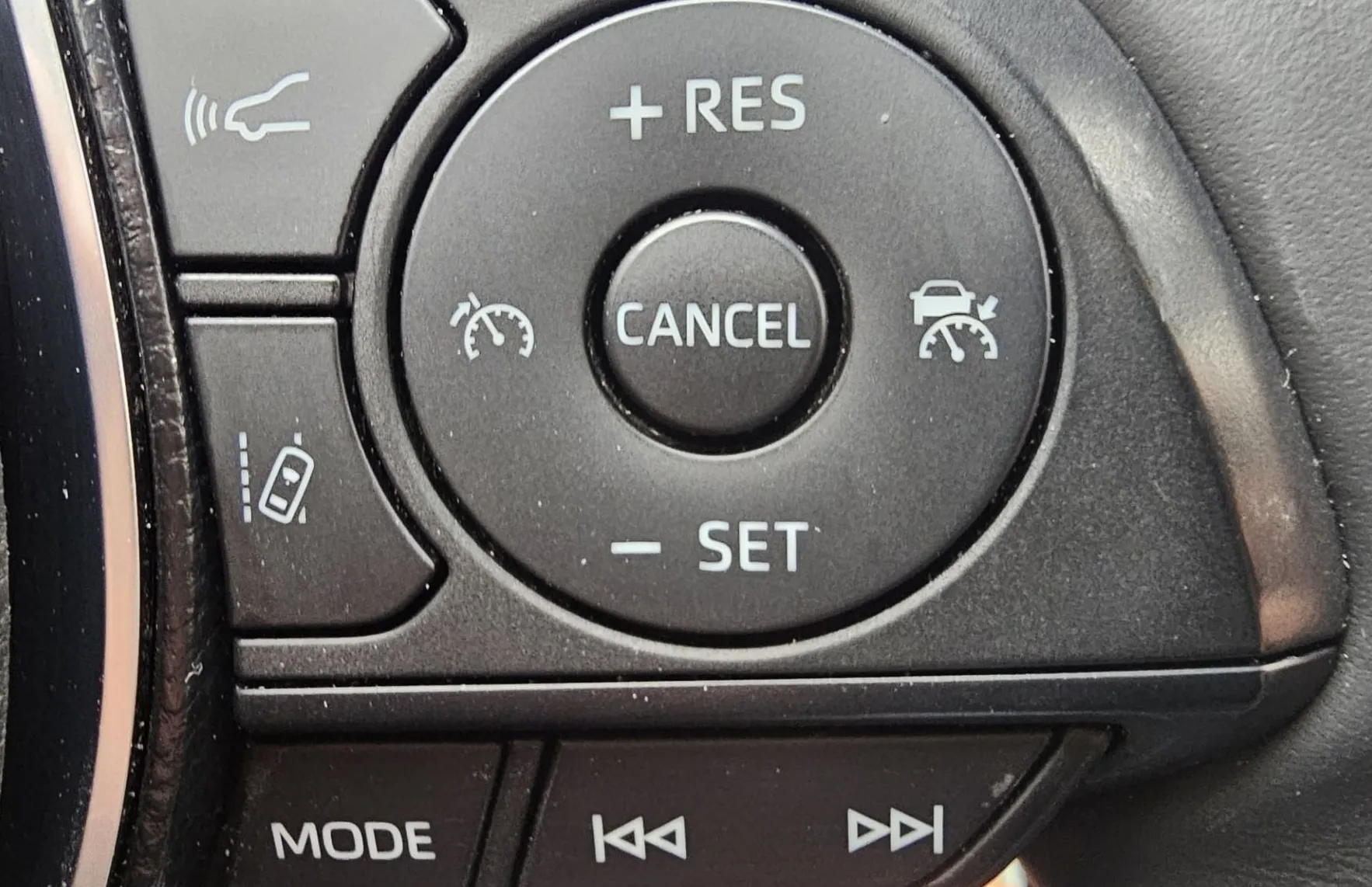 Zunanja slika - Toyota RAV4 - Hybrid 2.5 218 Premium Avt. - 14
