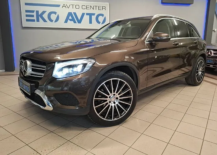 Zunanja slika - Mercedes-Benz GLC-Razred - GLC 250 d 4MATIC Exclusive AIR MATIC-HUD-ACC-9G... - 1