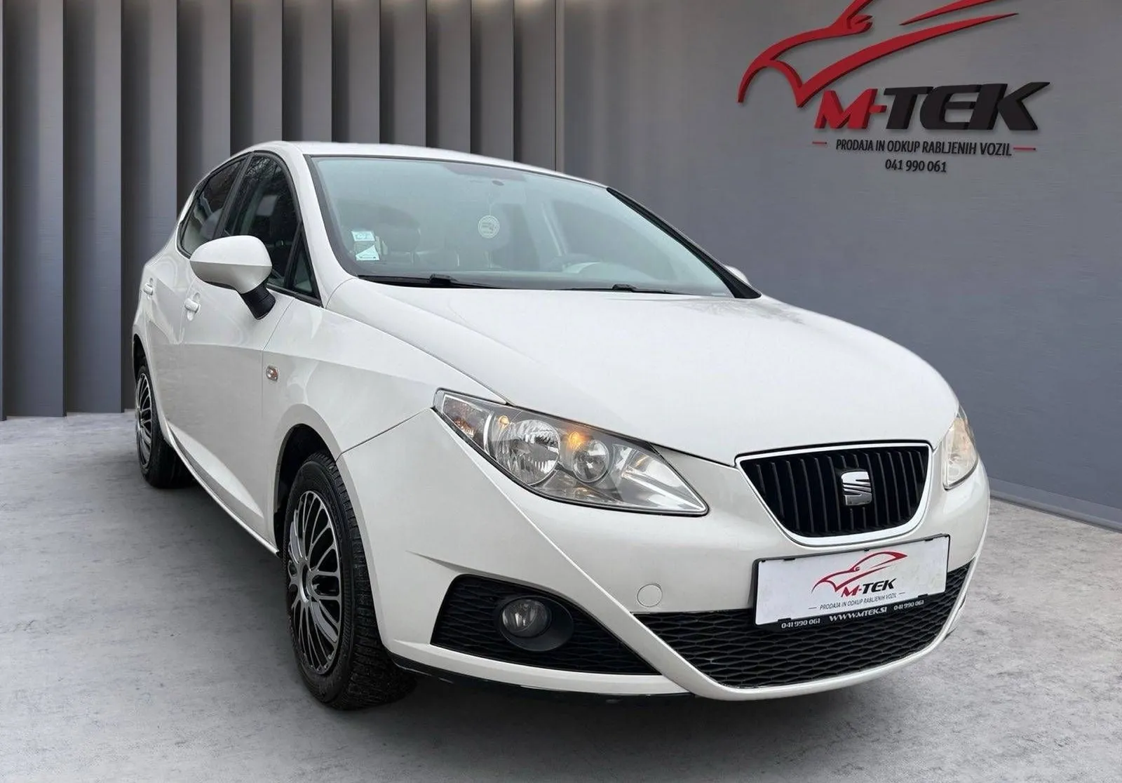 Zunanja slika - Seat Ibiza - 1.6 TDI DPF 66KW STYLE EURO 5... - 2