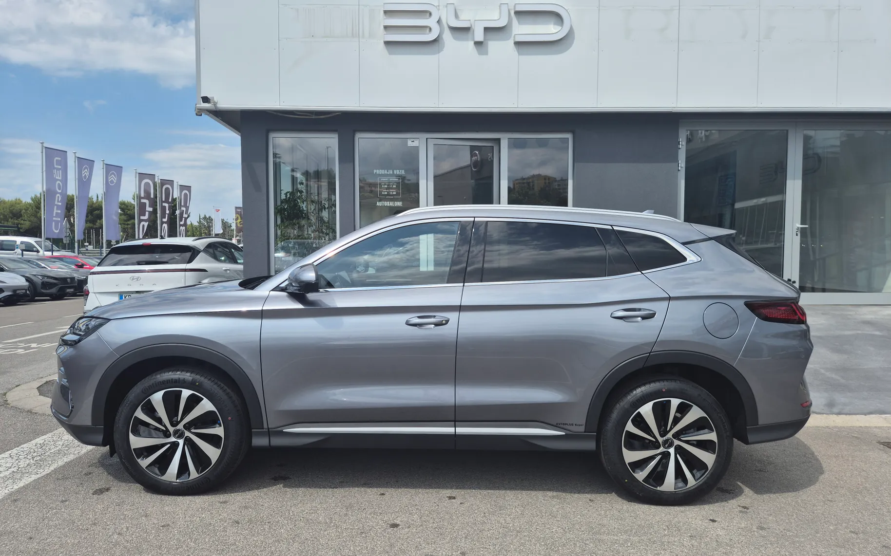 Zunanja slika - BYD SEAL U - U DM-i BOOST PHEV domet 1080km - NA ZALOGI - 2