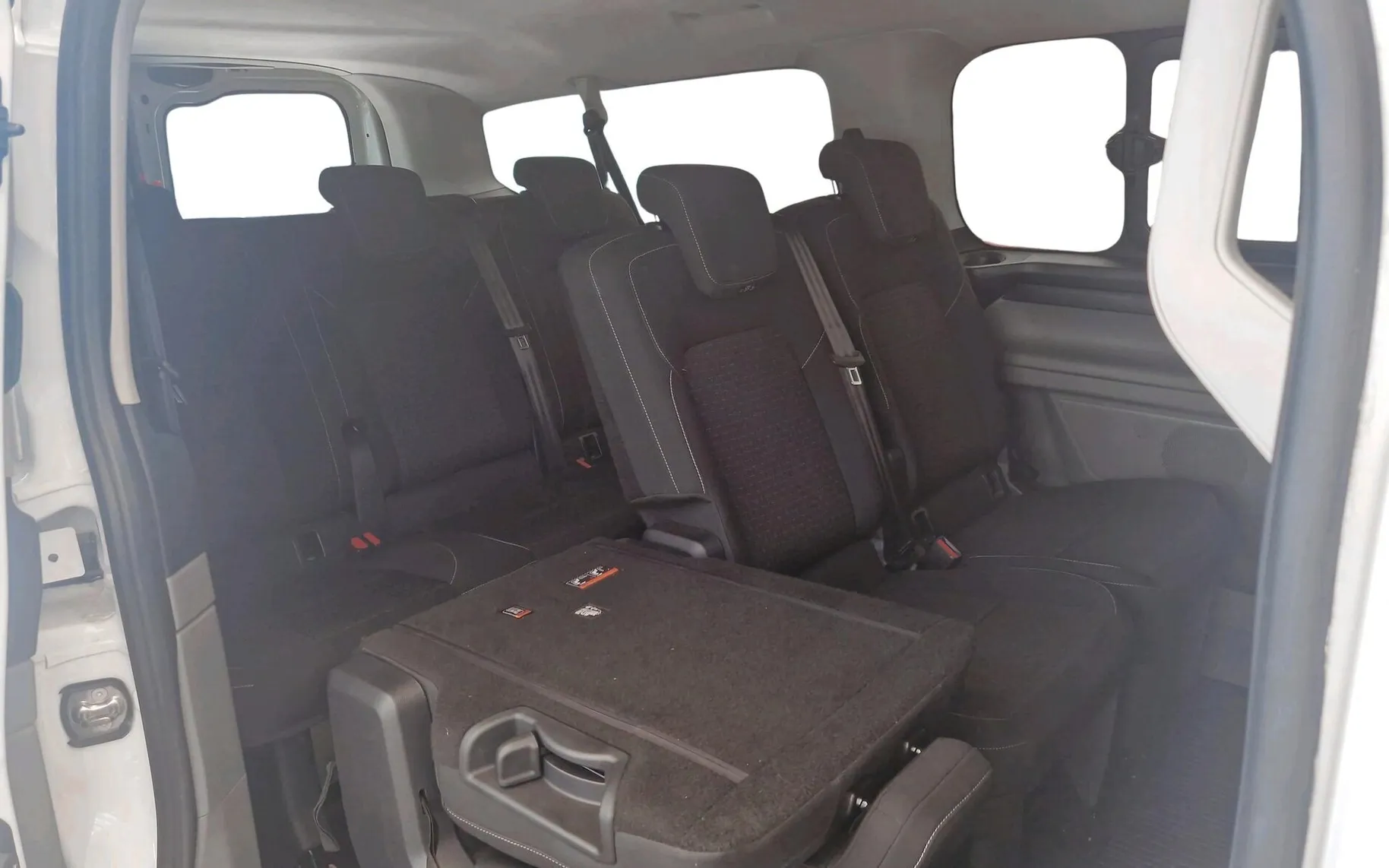Zunanja slika - Ford Transit Custom - Kombi 320 2.0 TDCi L2H1  DMR  Trend-SLO-LED-KAMERA - 6