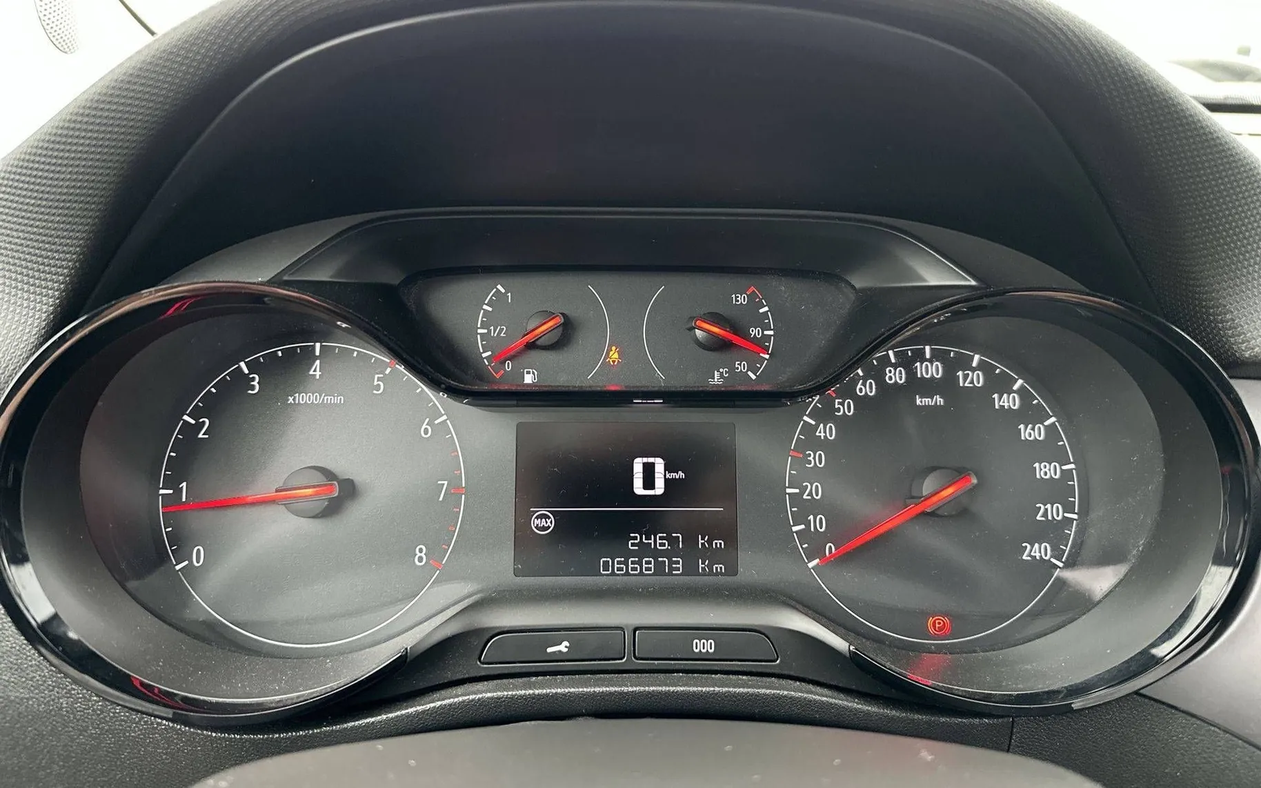 Notranja slika - Opel Crossland X - 1.2 Turbo ENJOY - 15