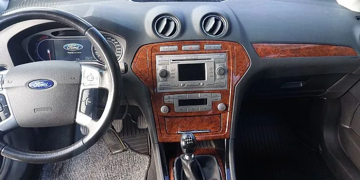 Zunanja slika - Ford Mondeo - 2.0 TDCI Ghia-1 LASTNIK-VRHUNSKI - 5