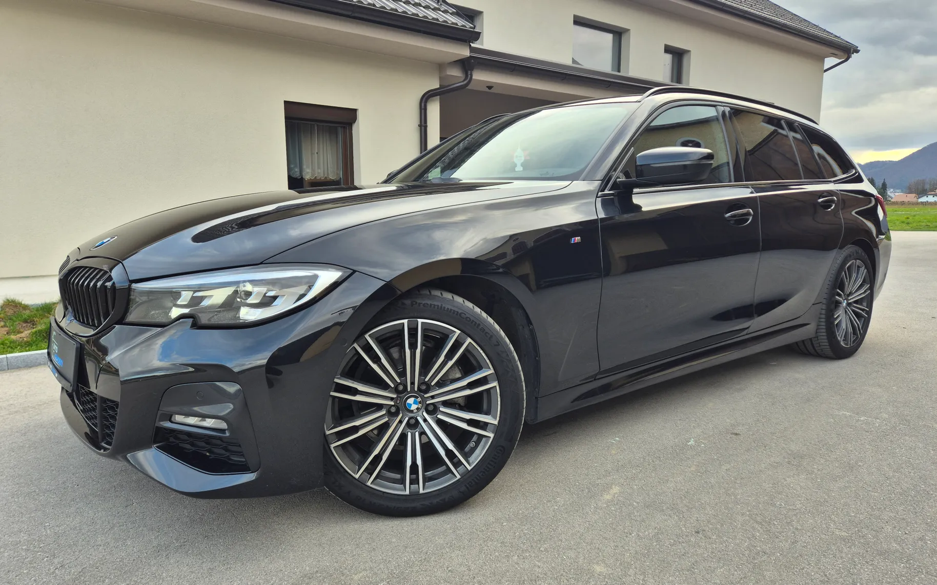 Zunanja slika - BMW Serija 1 - Serija 3 320d Touring Avt. M-Sport - 2