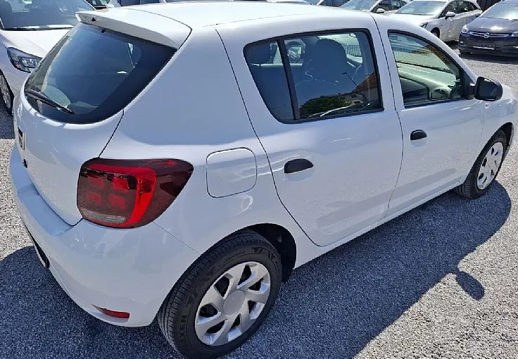 Zunanja slika - Dacia Sandero - 1.0 74KM - servisna potrjena - veliki servis OK - 3