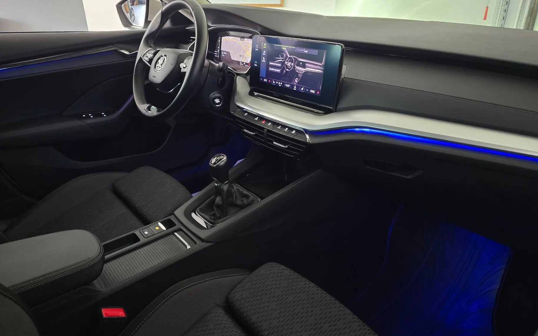 Notranja slika - Škoda Octavia - Combi 2.0 TDI Clever- LED.virtual.kamera.nav.ALU18 - 10