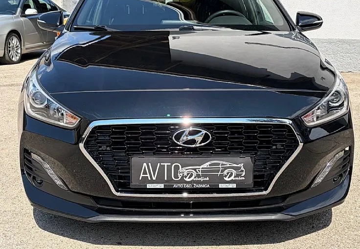 Zunanja slika - Hyundai i30 - 1.0 T-GDI 120 Style - 49.000 KM - 2