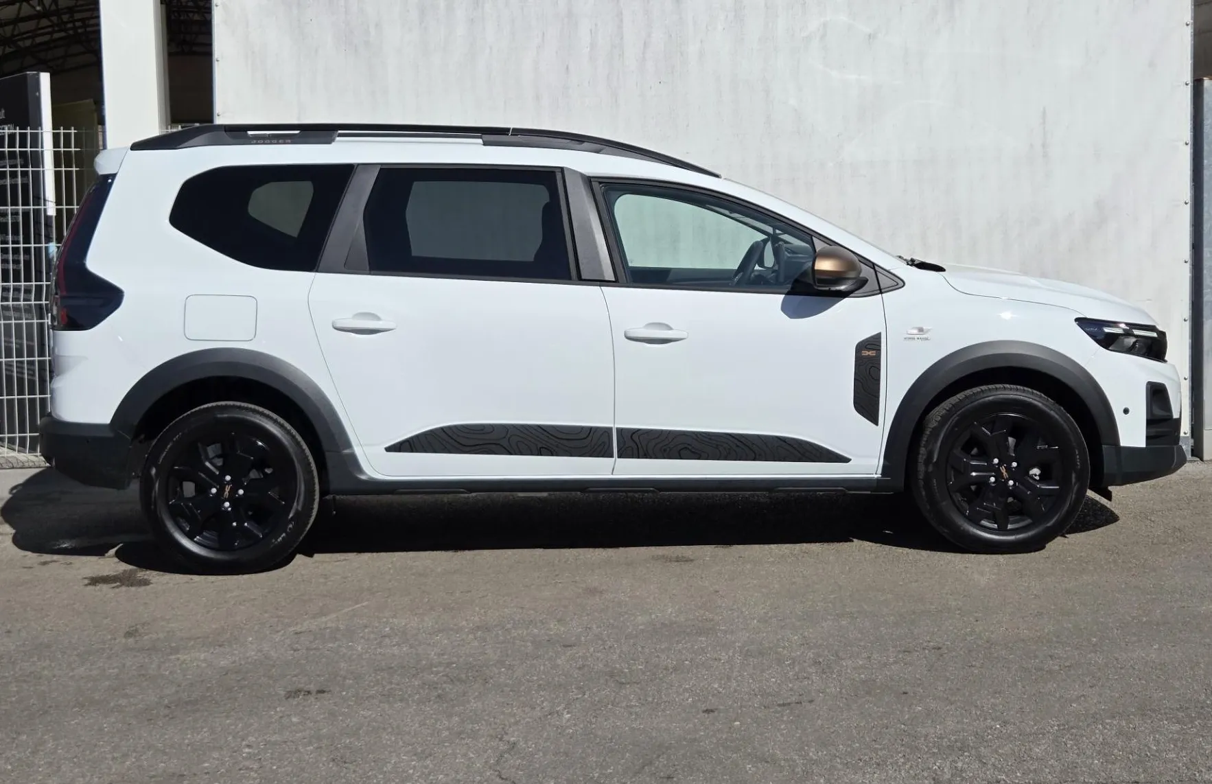 Zunanja slika - Dacia Jogger - Extreme TCe110+Paket Vožnja - 4
