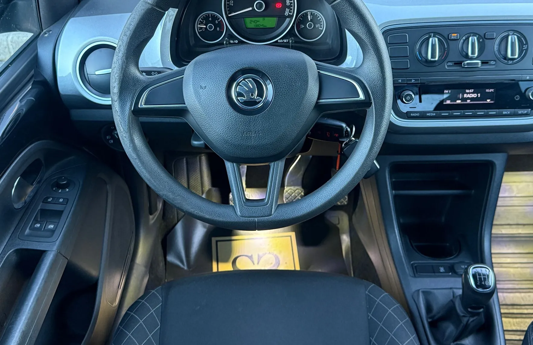 Zunanja slika - Škoda Citigo - 1.0i 5V Klima Alu platišča LED Sport BREZ POLOGA - 8