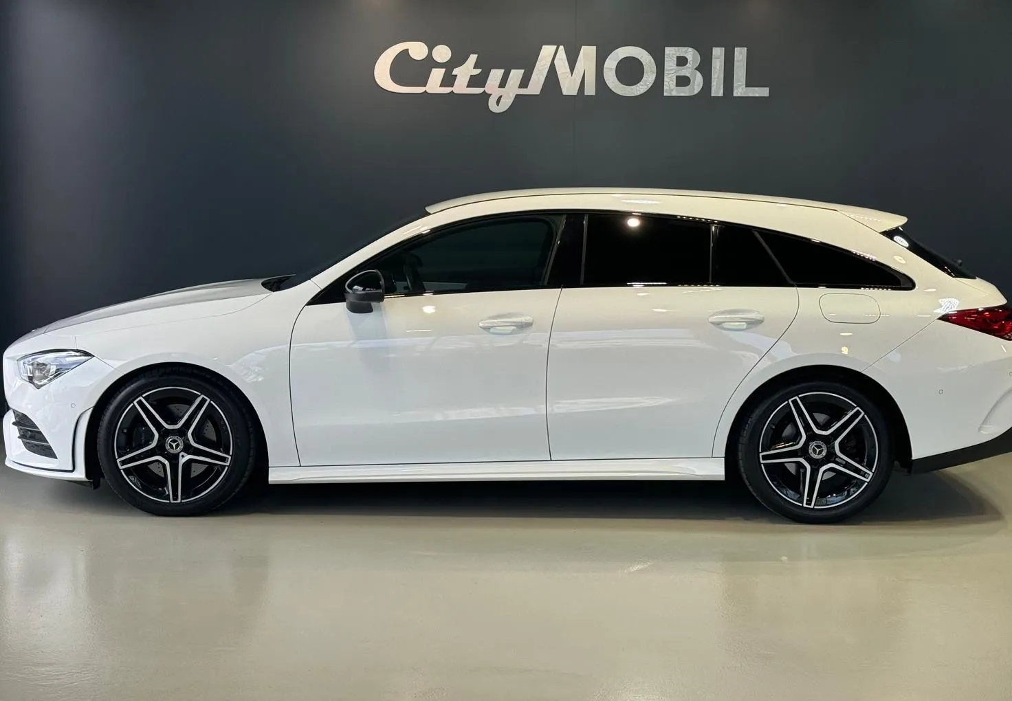 Zunanja slika - Mercedes-Benz CLA-Razred - CLA Shooting Brake 220d AMG LINE-NAVIGACIJA-RADAR-FULL LED-KAMERA - 8