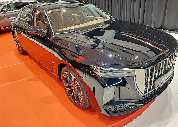 Zunanja slika - Hongqi H9 - 2.0T MHEV LUXURY - 3