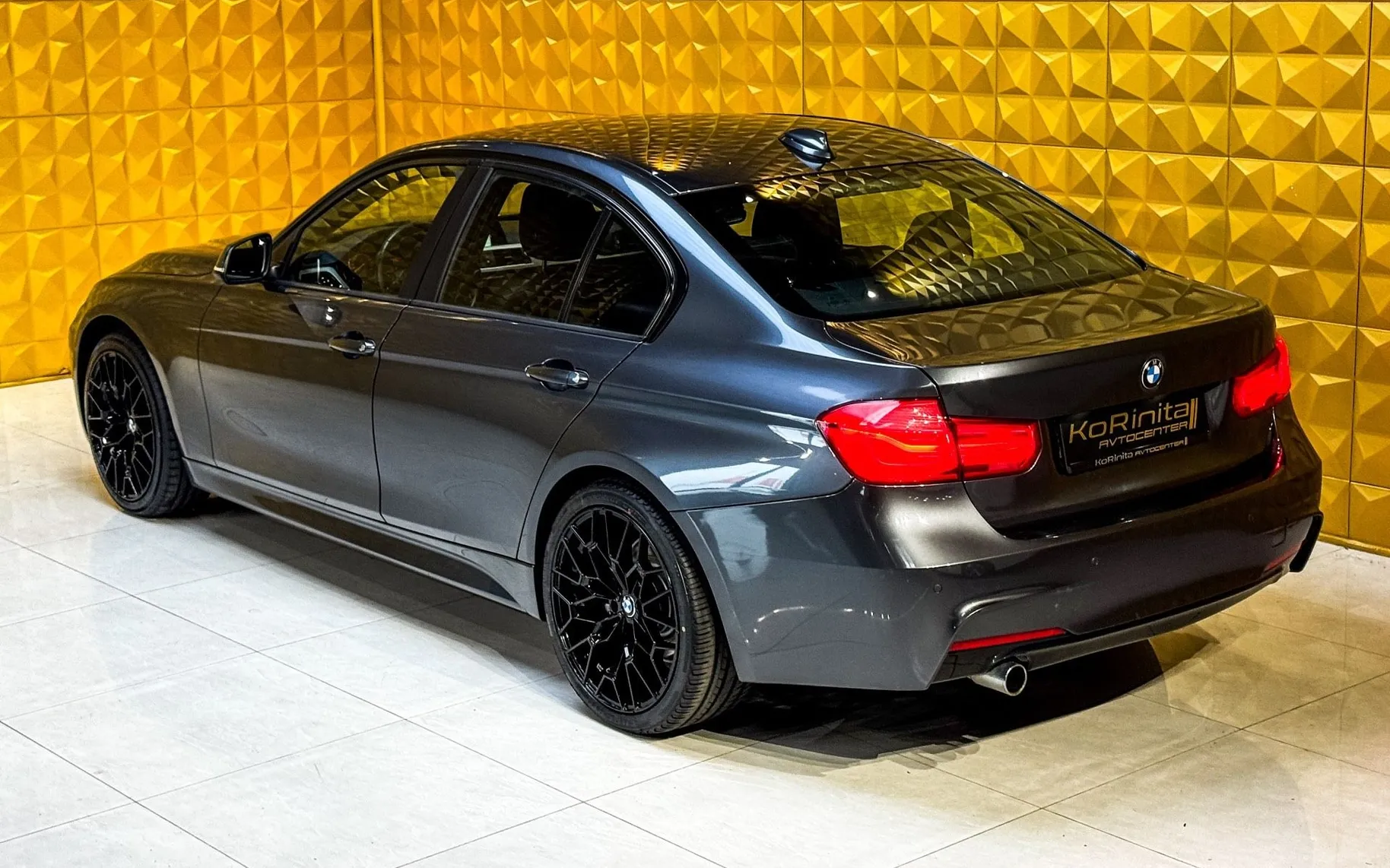 Notranja slika - BMW serija 3: - 2.0d M Sport AUT.-LED-GRETJE-NAVI.-TEMP - 8