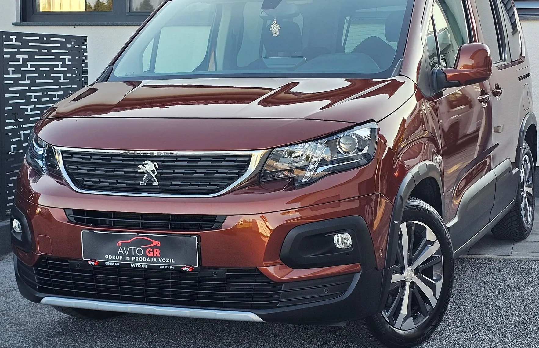 Zunanja slika - Peugeot Rifter - 1.5 HDI 130-AUT.-GT LINE-NAVI-LED-ALU-ODLIČEN- - 14