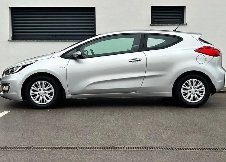 Zunanja slika - KIA Pro_Ceed - 1.4 CVVT+SLO+SAMO 97.888km+USB - 4