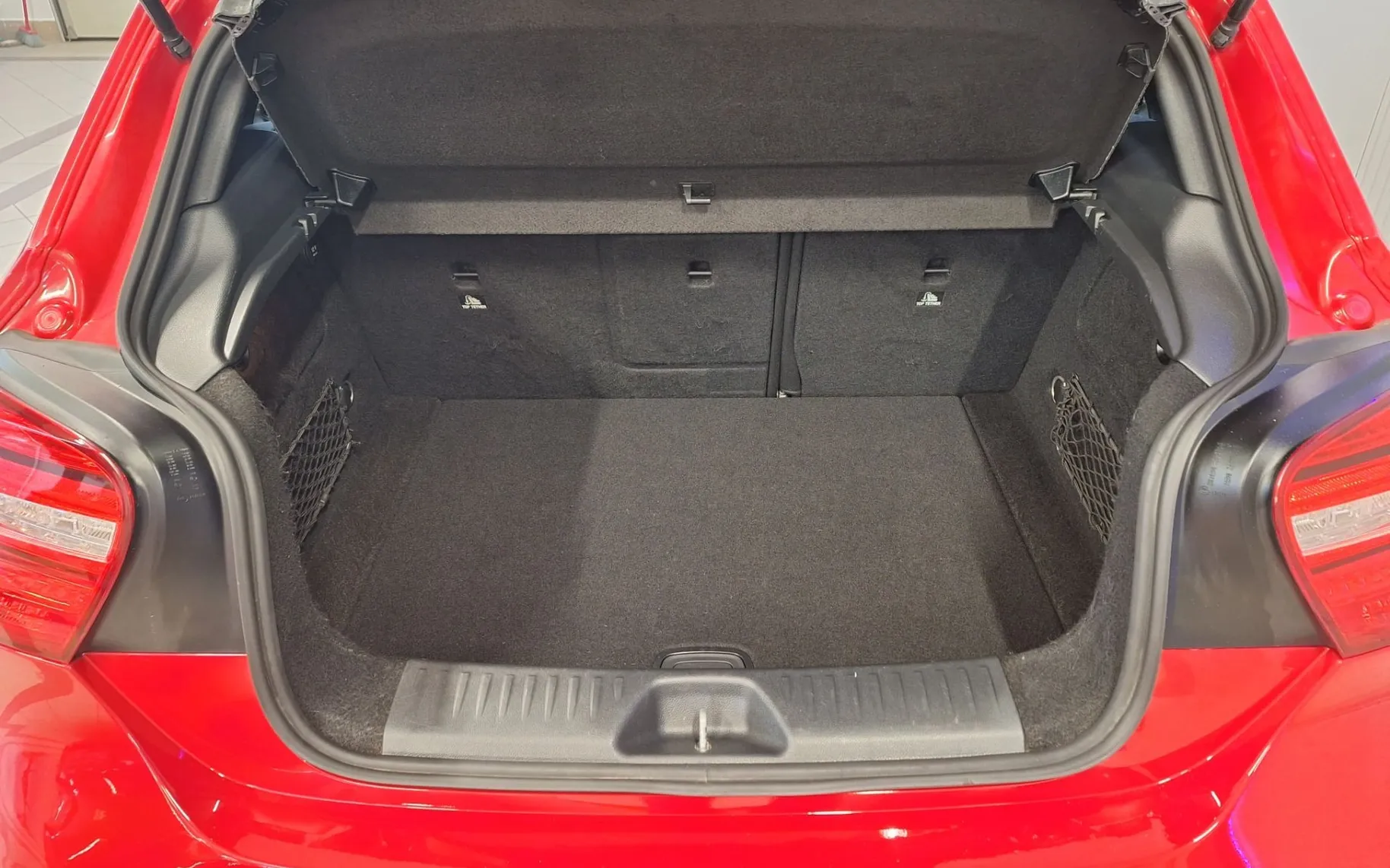 Notranja slika - Mercedes-Benz A-Razred - A 180 ALU 19-NAVI-PDC-LED-SAMO 124000KM-KOT NOV-G - 8