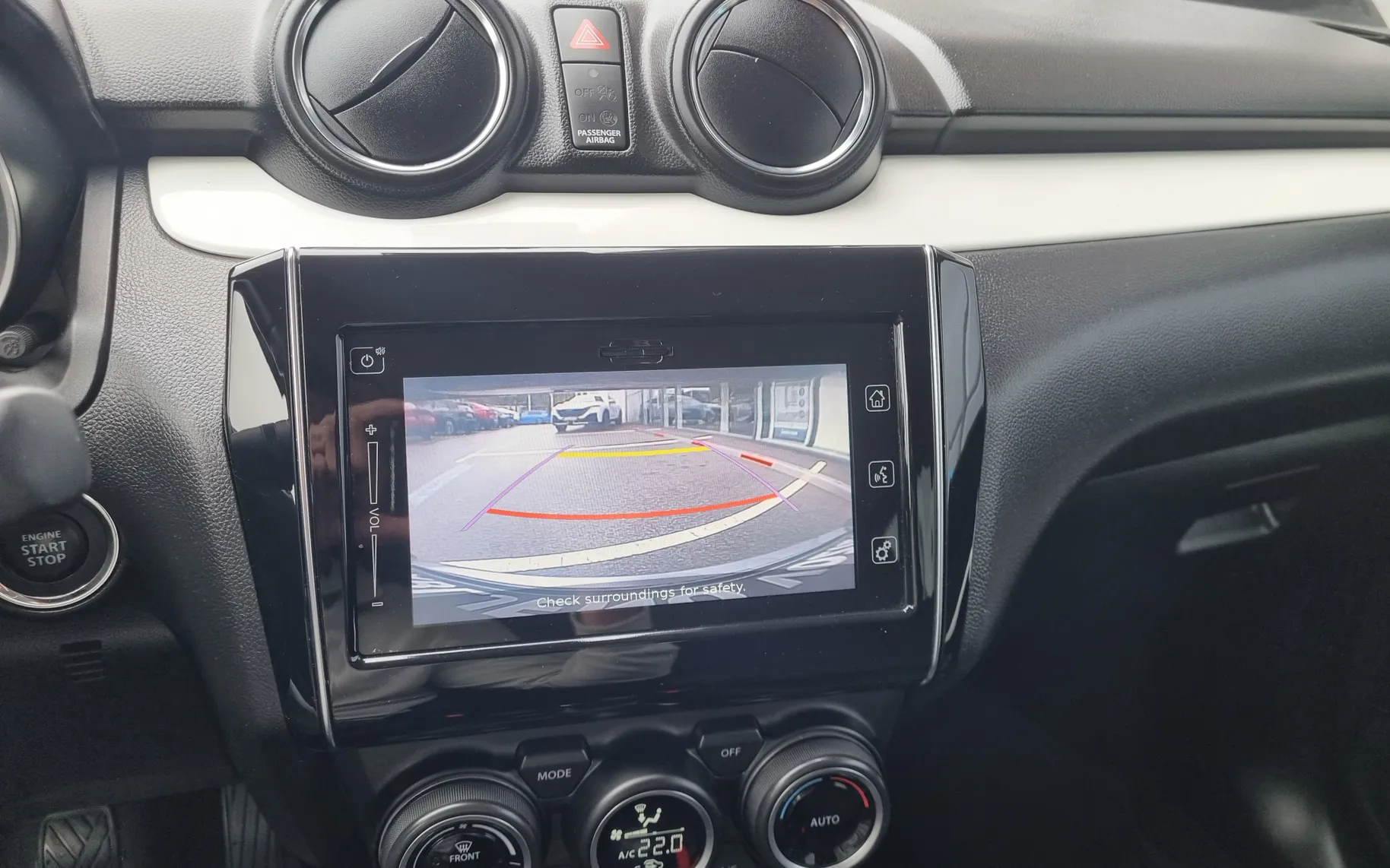 Zunanja slika - Suzuki Swift - 1.2 SLOVENSKI - 2. LASTNIK - ZNANA ZGODOVINA - 9