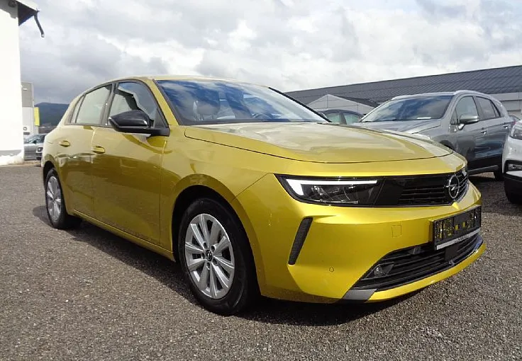 Zunanja slika - Opel Astra - 1.2 Turbo - ODLIČNA - VSA SERVISNA ZGODOVINA - 2