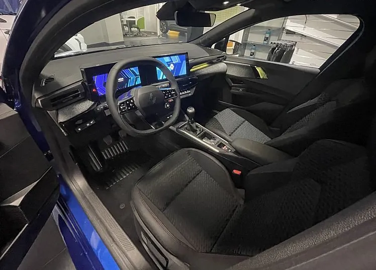 Zunanja slika - Renault Clio - techno TCE 115 - 6