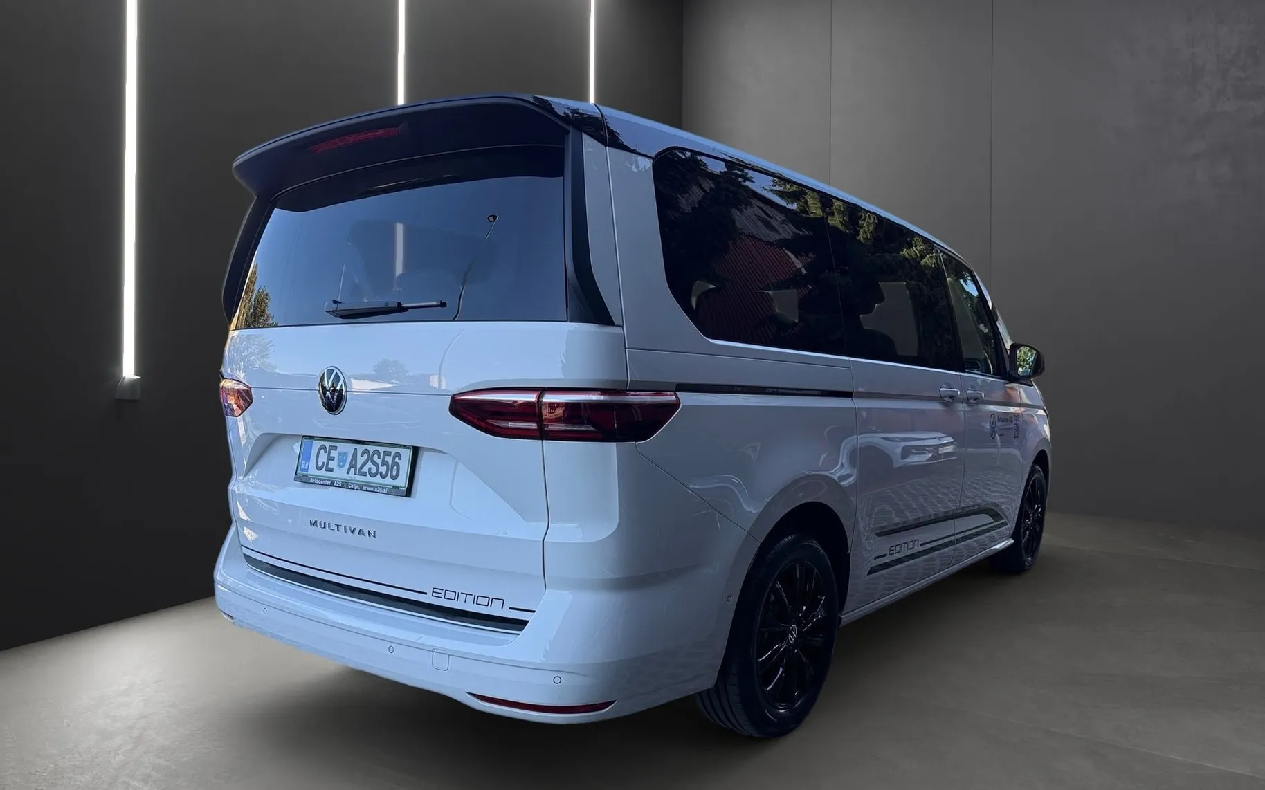 Zunanja slika - Volkswagen Multivan - T7 2.0 TDI L2 Edition DSG | 8 sedežev - 3