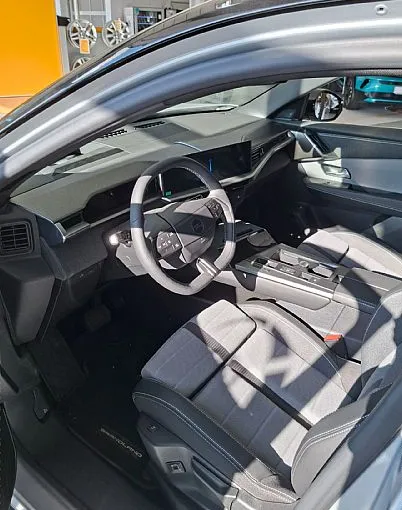 Zunanja slika - Opel Grandland - Elektro GS 73 kWh - 6