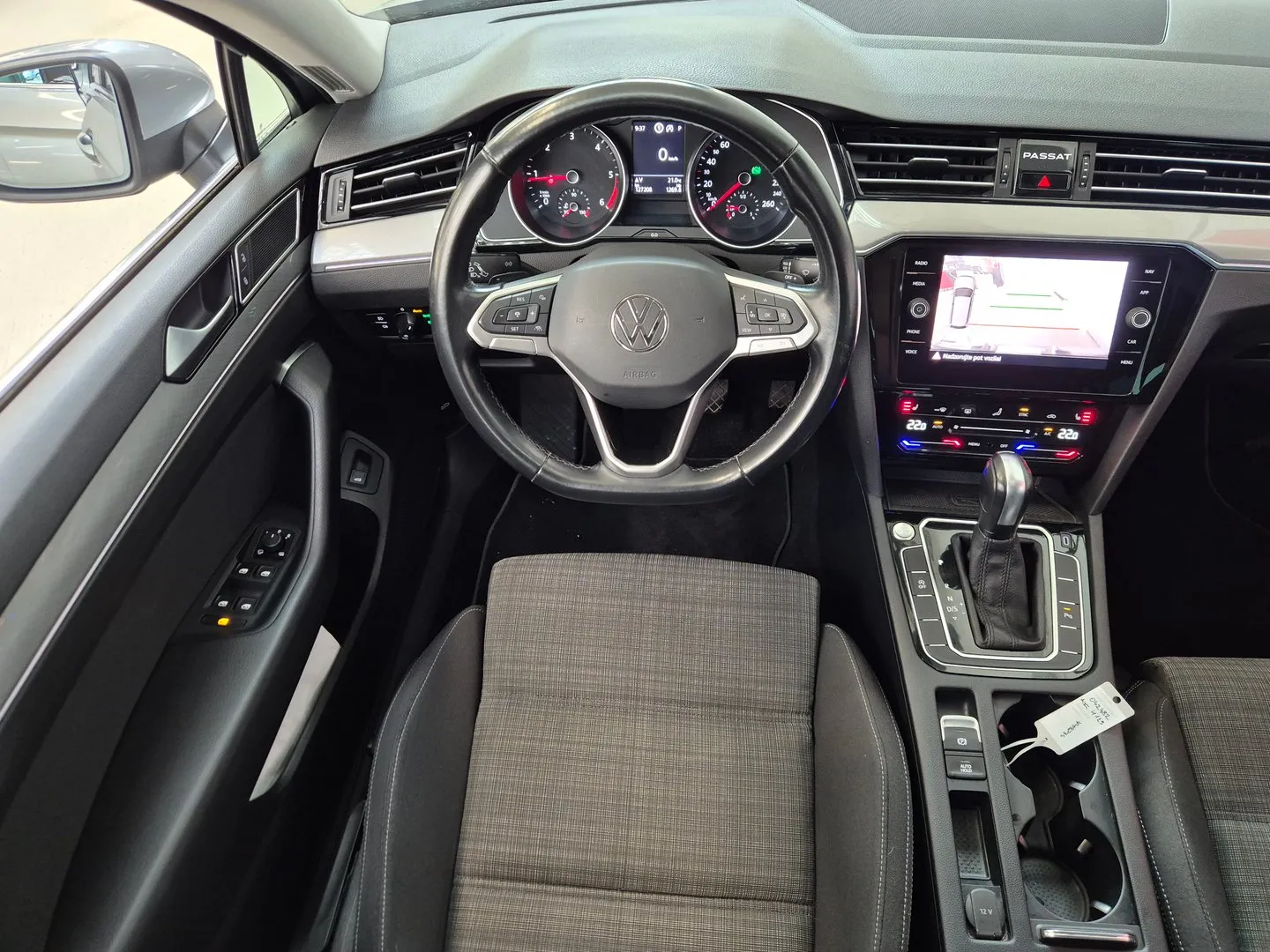 Zunanja slika - VW Passat - Variant Business 2.0 TDI DSG - 7